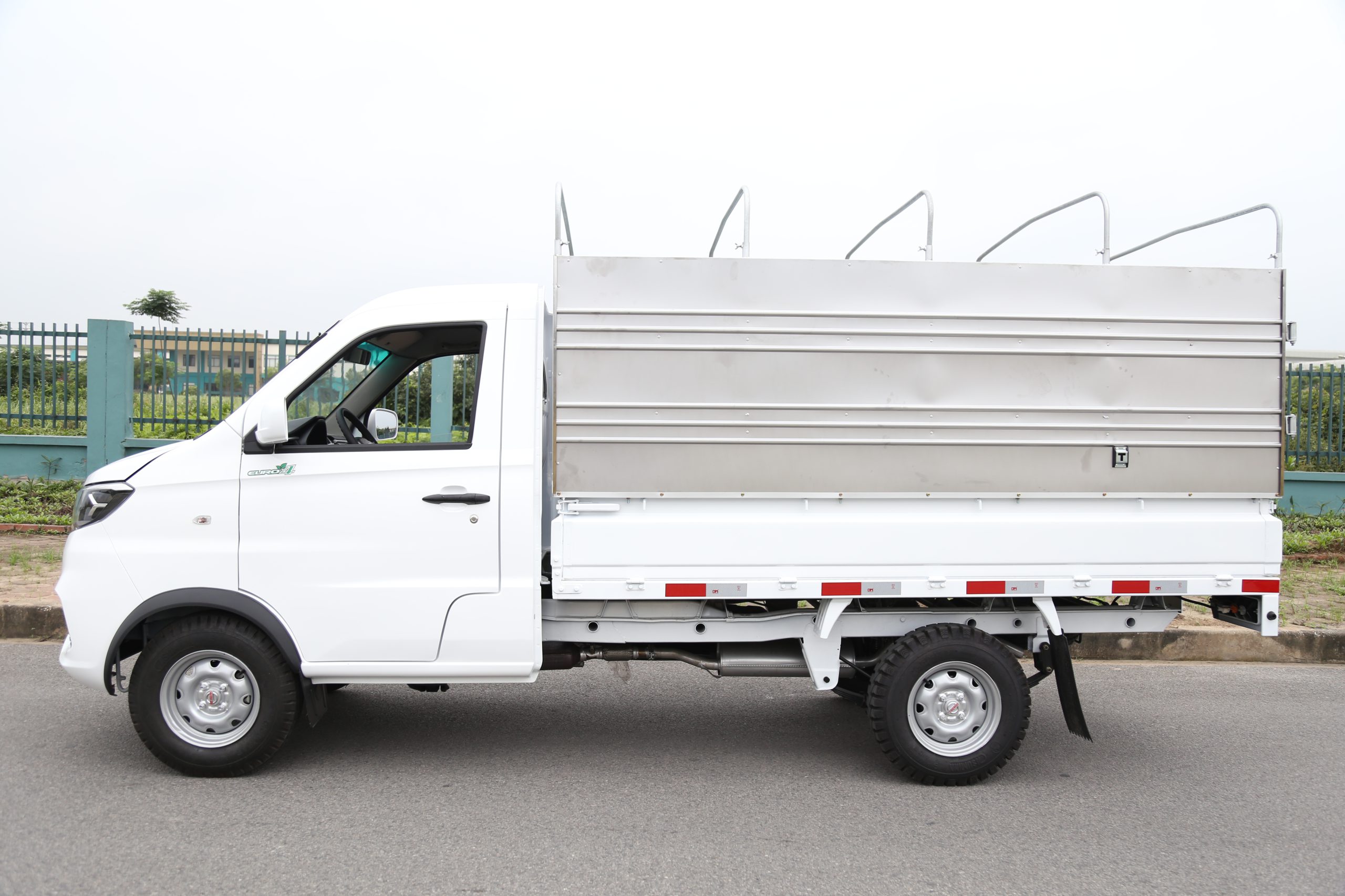 t30 T30 Thung Khung Mui 6 Xe tải SRM T30i - Thùng Mui Bạt